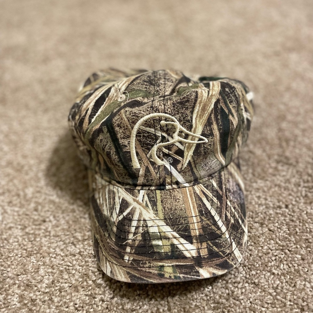 New, unworn Ducks Unlimited hat